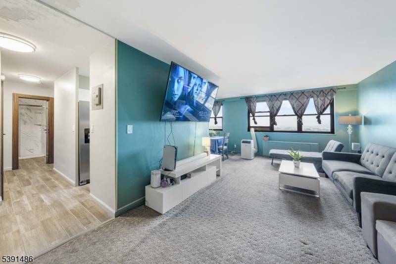 1225 Kennedy Blvd, Bayonne City, NJ 07002