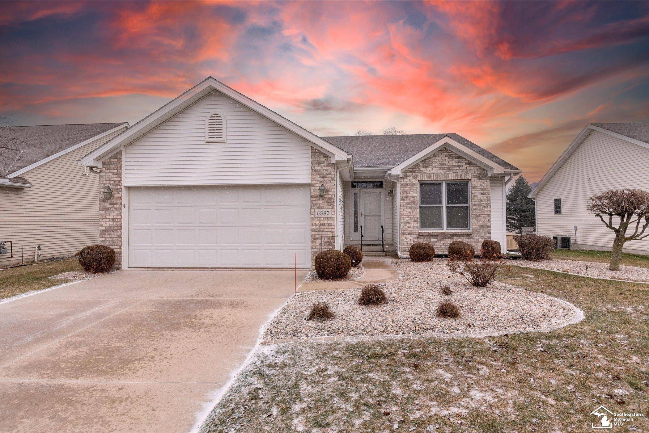 6882 Lexington PL, Bedford Twp, MI 48182