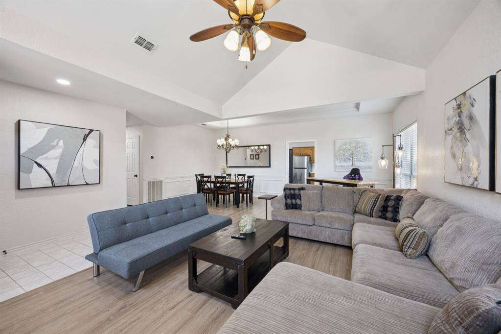 1823 Dew Valley Drive, Carrollton, TX 75010