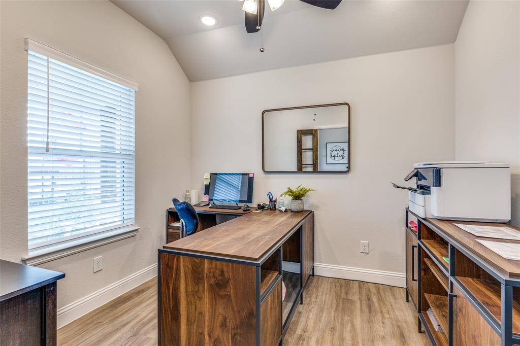 400 Aquilla Way, Hillsboro, TX 76645