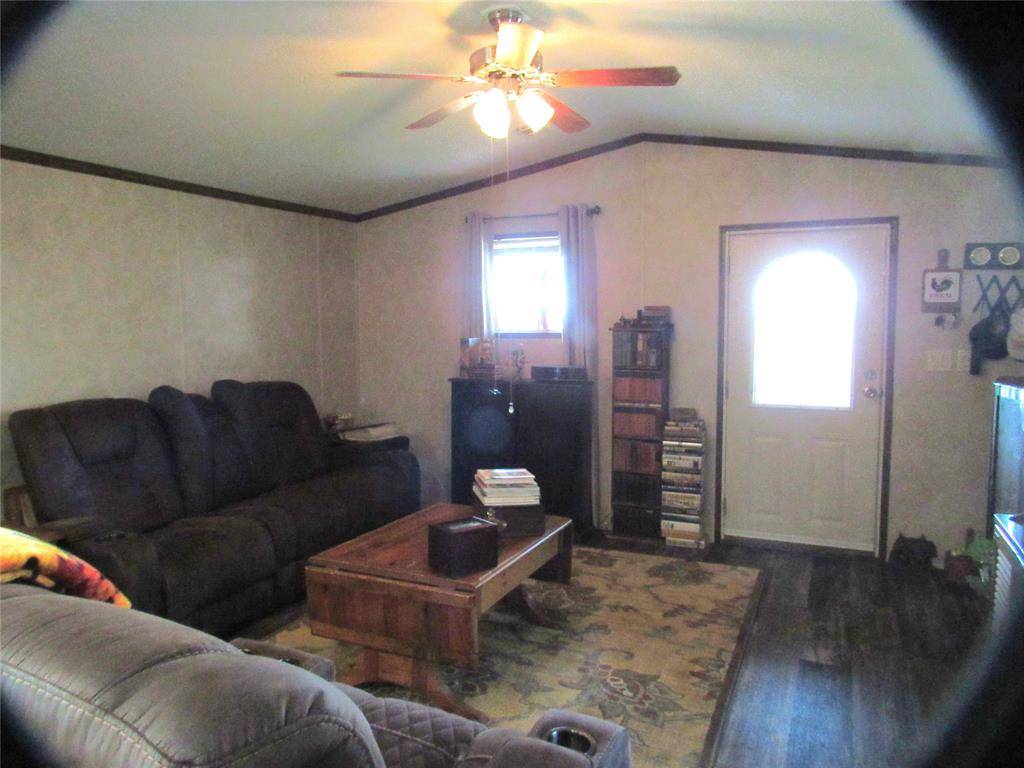 269 County Road 1008, Wolfe City, TX 75496