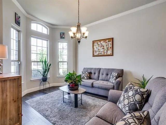 321 Valentino, Grand Prairie, TX 75052