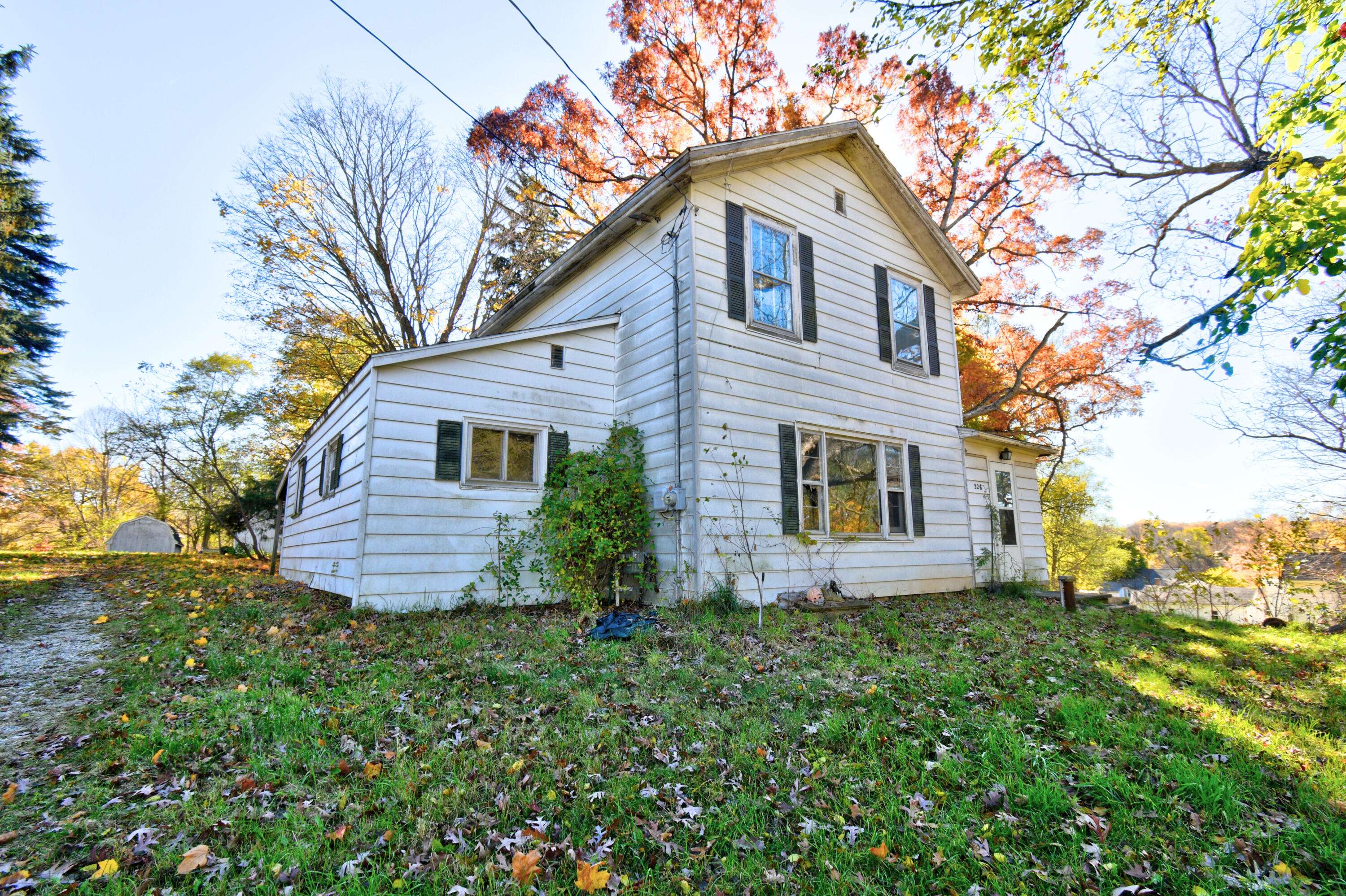 226 Church ST, Hubbardston Vllg, MI 48845