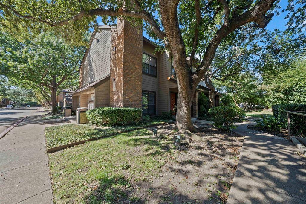 9910 Royal Lane #601, Dallas, TX 75231