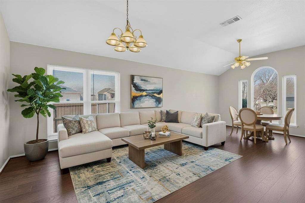 1025 Caleb Street, Burleson, TX 76028