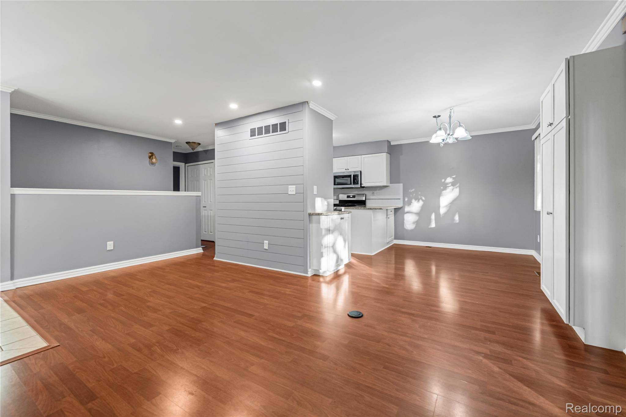 3711 Old Creek RD, Troy, MI 48084