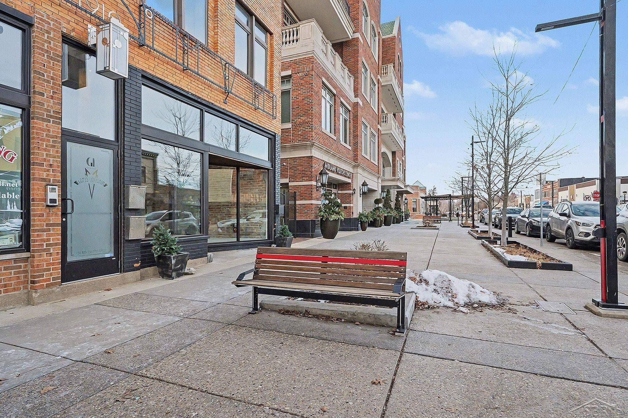 132 E Main ST, Midland, MI 48640