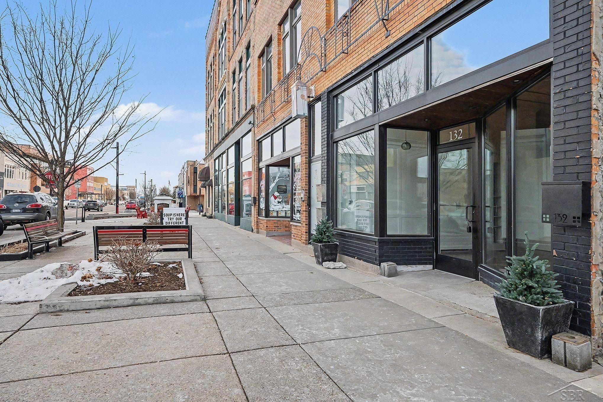 132 E Main ST, Midland, MI 48640