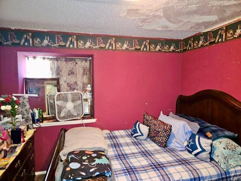 10203 Oak Branch Lane, Dallas, TX 75227