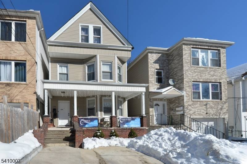 135 Scheerer Ave, Newark City, NJ 07112