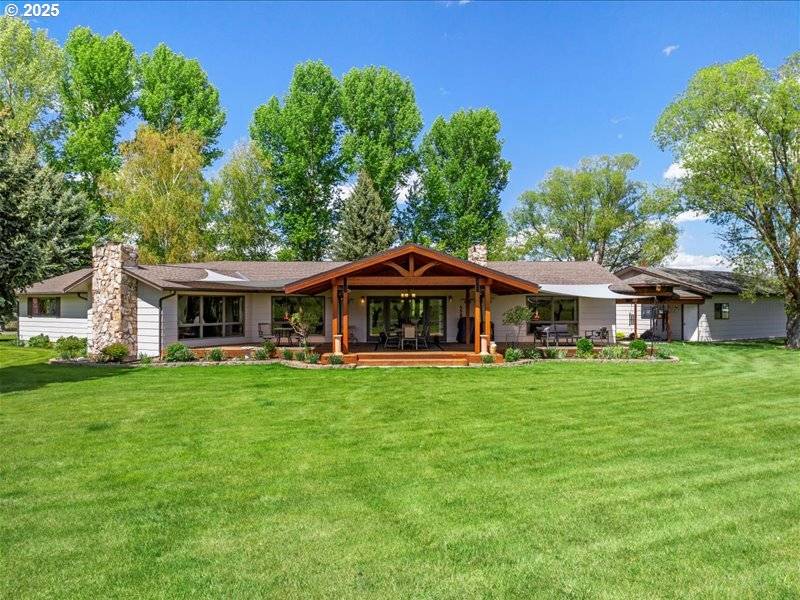 65155 HURRICANE CREEK RD, Enterprise, OR 97828