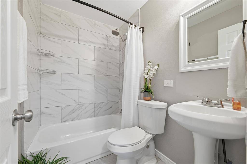 1311 Coke Drive, Arlington, TX 76010