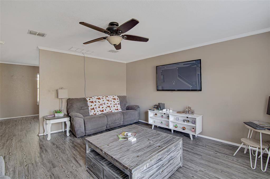 6425 Meadow Way Lane, Fort Worth, TX 76179