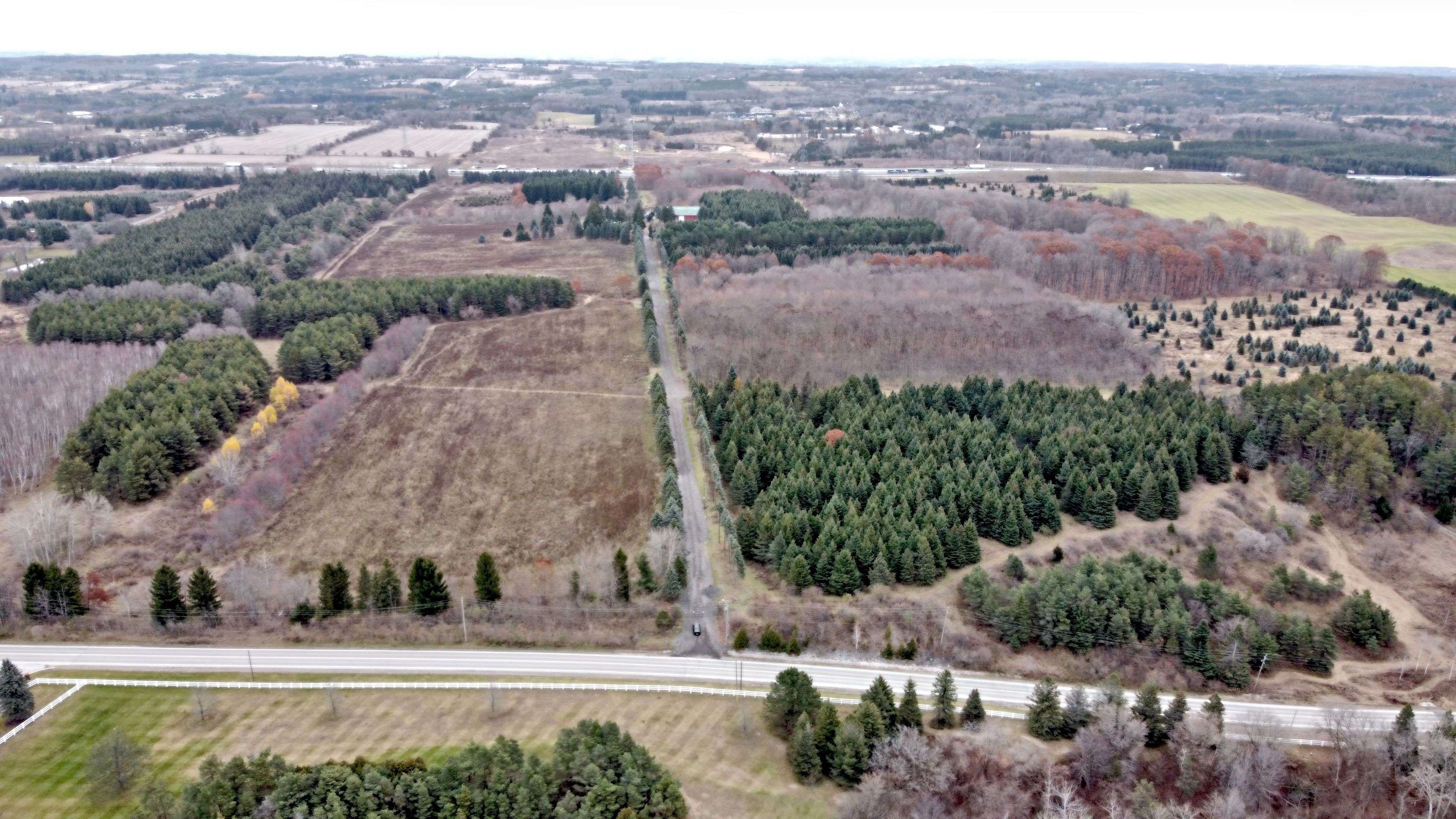 15725 Weston RD, King, ON L7B 0L4