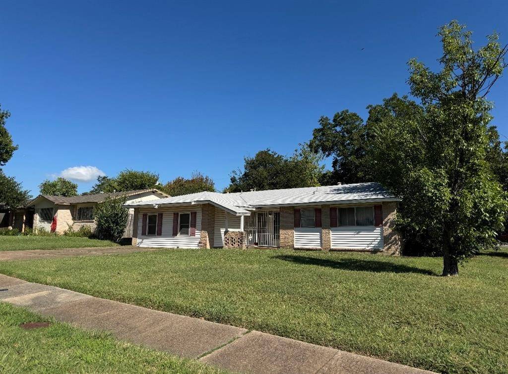 607 Edgedale Drive, Dallas, TX 75232