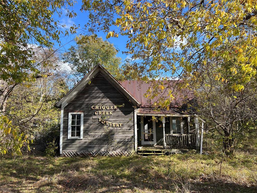 5838 Farm Road 1528, Klondike, TX 75448