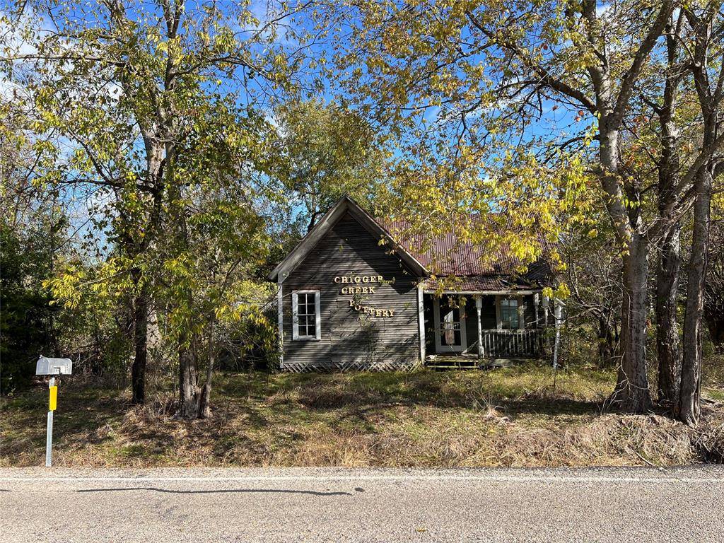 5838 Farm Road 1528, Klondike, TX 75448