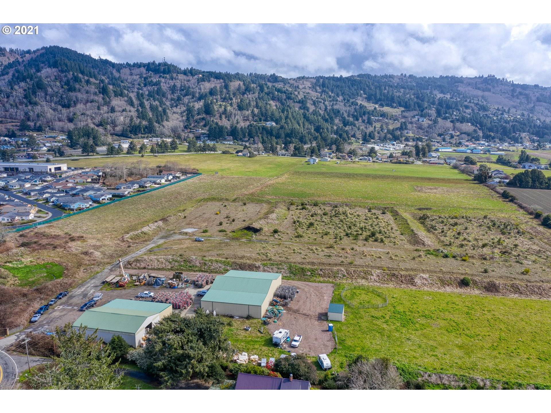 Olsen LN #103, Brookings, OR 97415