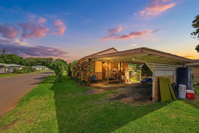 4744 MENEHUNE RD, Waimea, HI 96796