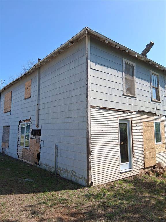 208 E 4th Street, Coleman, TX 76834