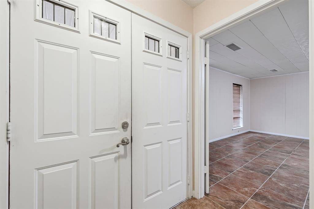 504 Debra Drive, Mesquite, TX 75149