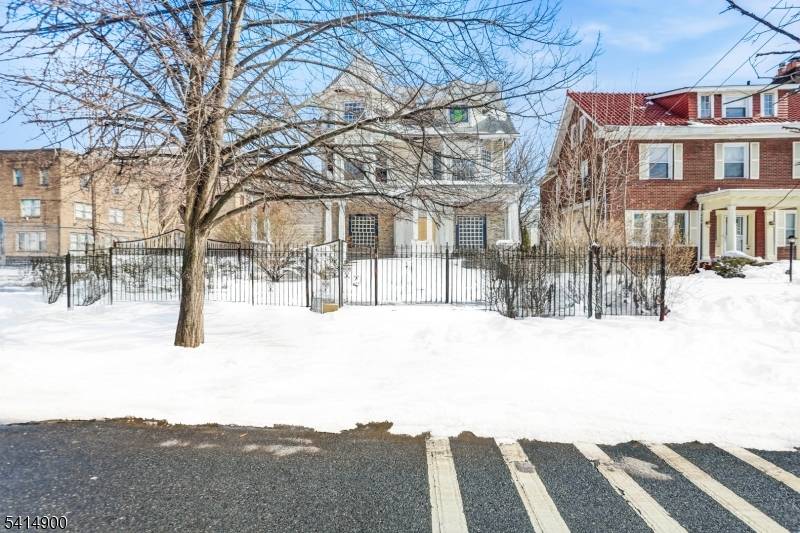 16 Ingraham Pl, Newark City, NJ 07108