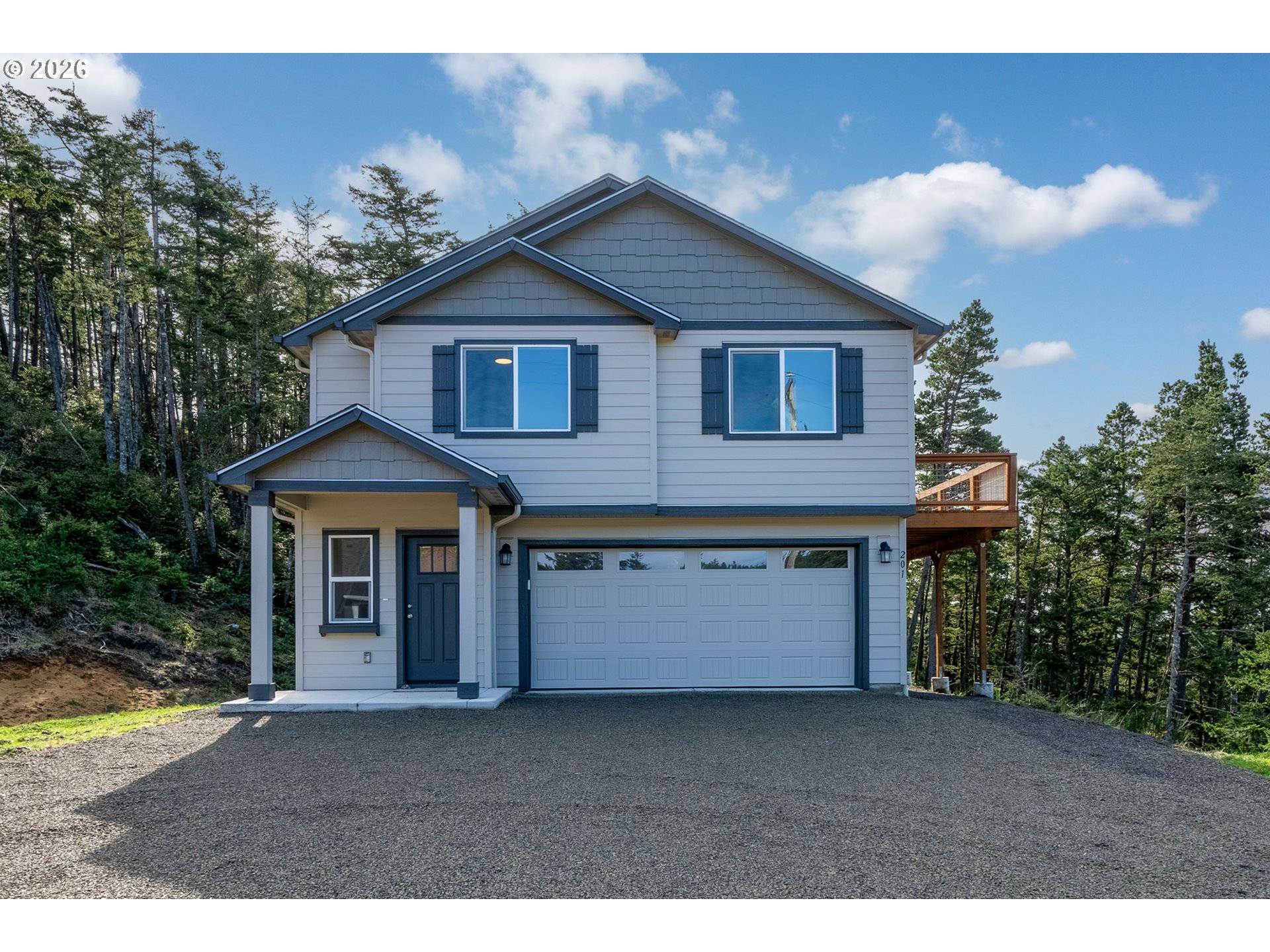 201 HIGHLAND DR, Oceanside, OR 97134