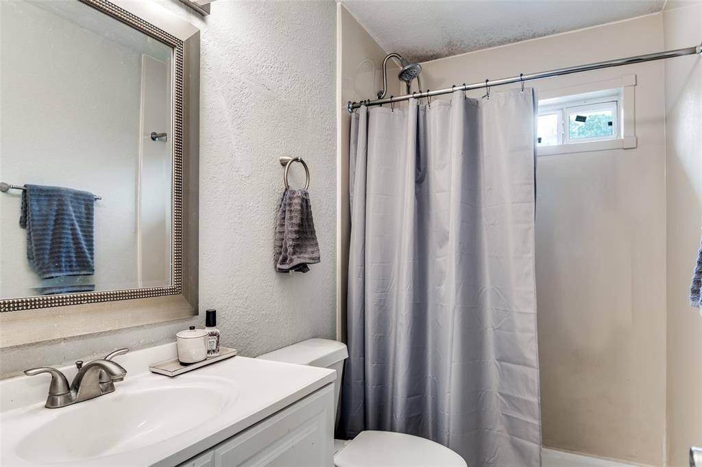 613 Mclemore Drive, Garland, TX 75040