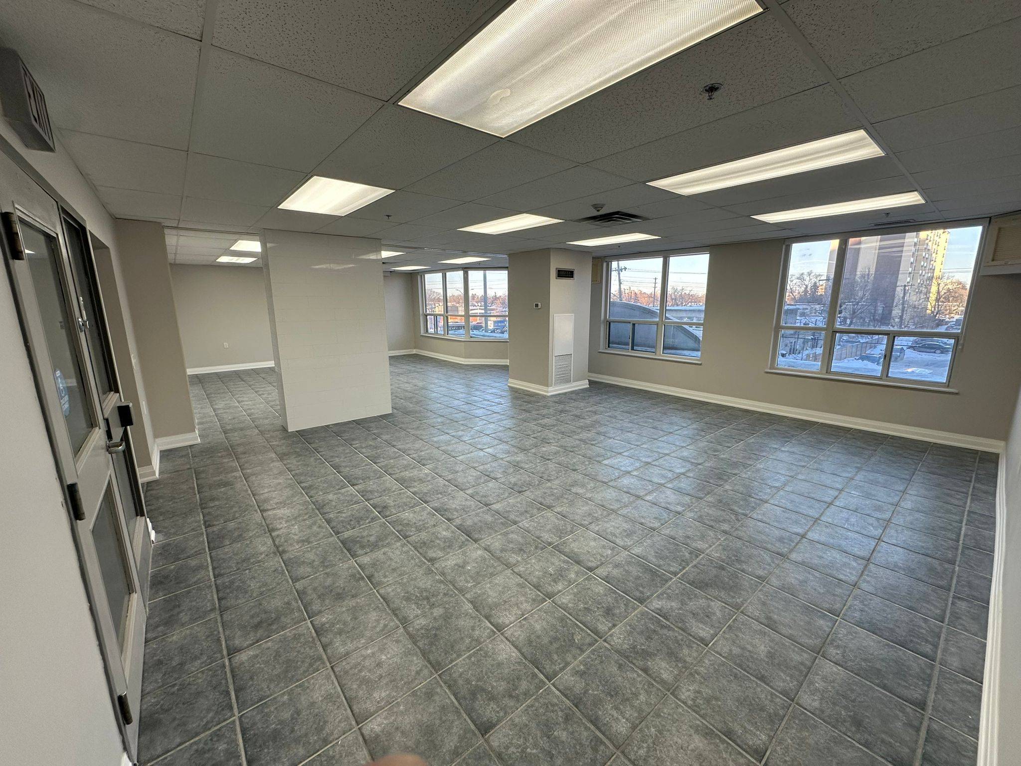2155 Lawrence AVE E #Level 2 Unit C, Toronto E04, ON M1R 5G9