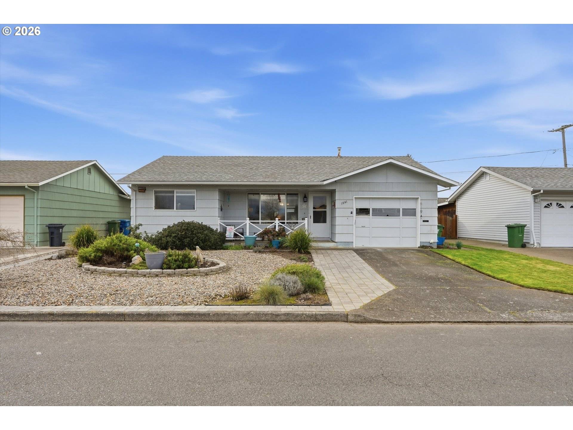 1841 UMPQUA RD, Woodburn, OR 97071