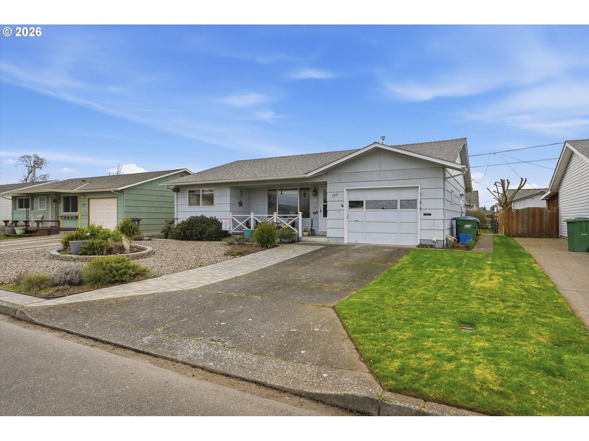 1841 UMPQUA RD, Woodburn, OR 97071