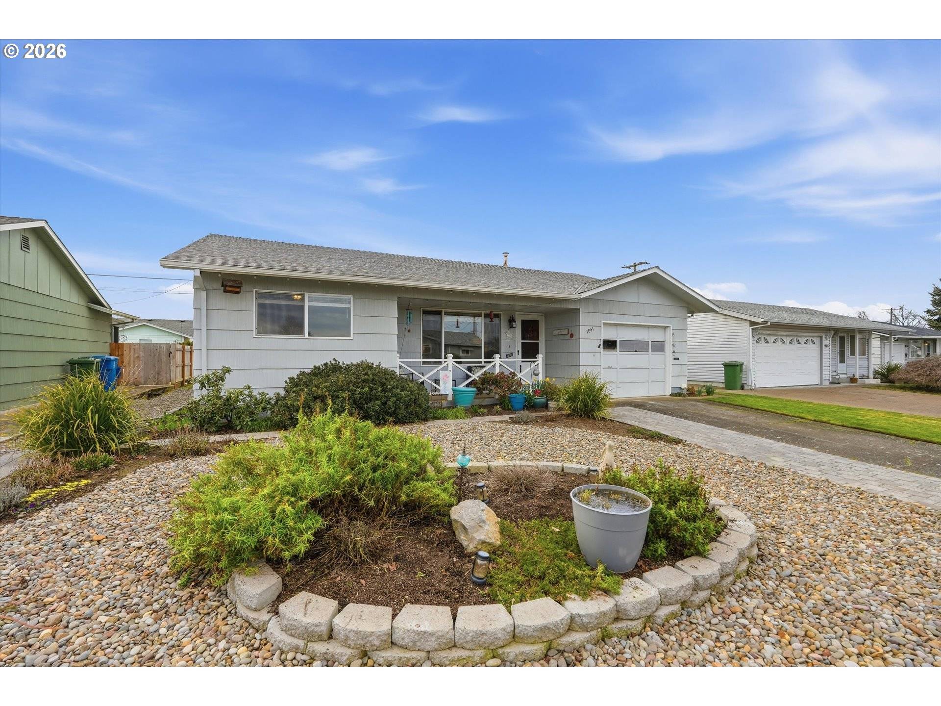 1841 UMPQUA RD, Woodburn, OR 97071