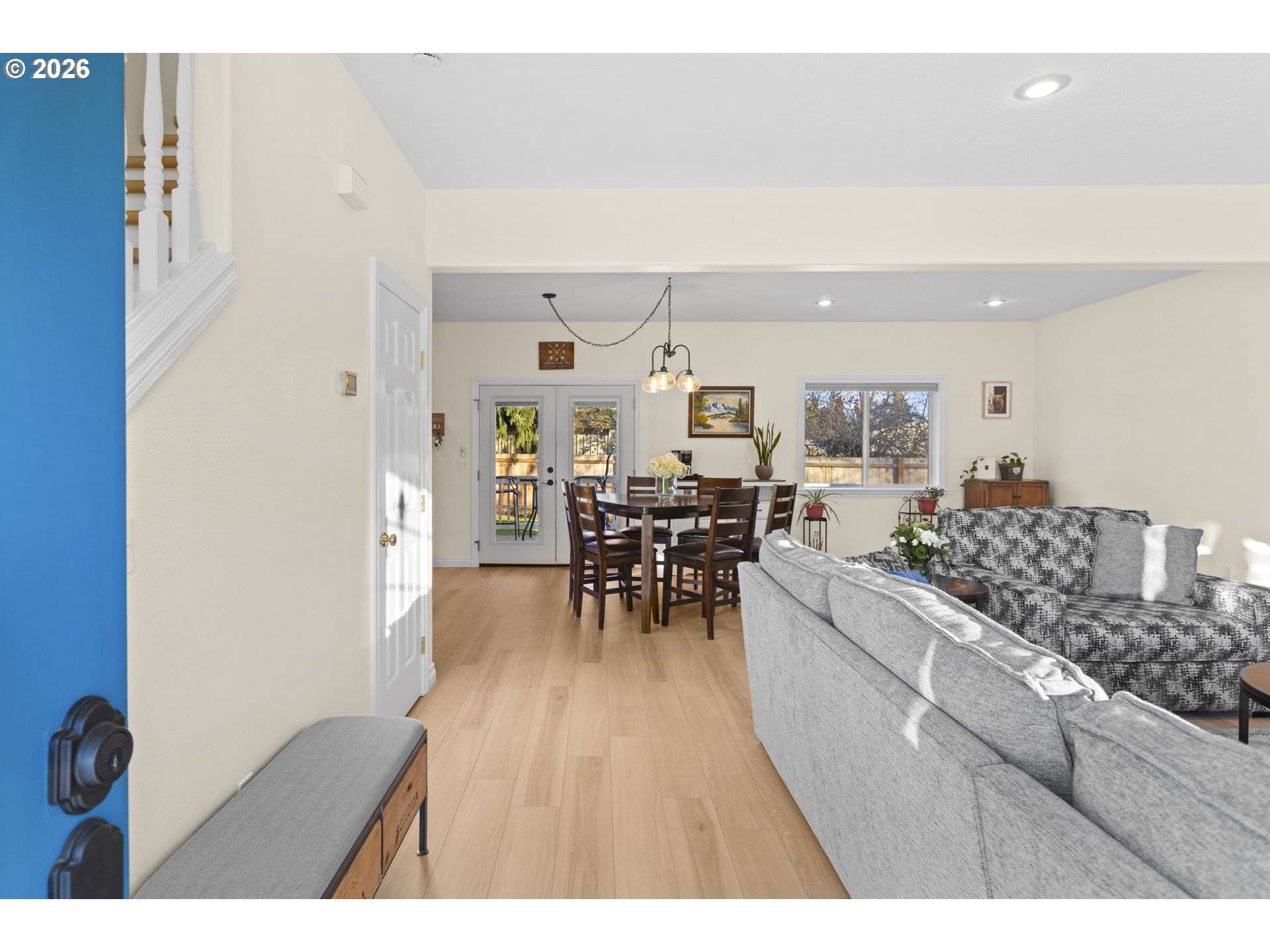 2922 WALNUT CT, Hubbard, OR 97032