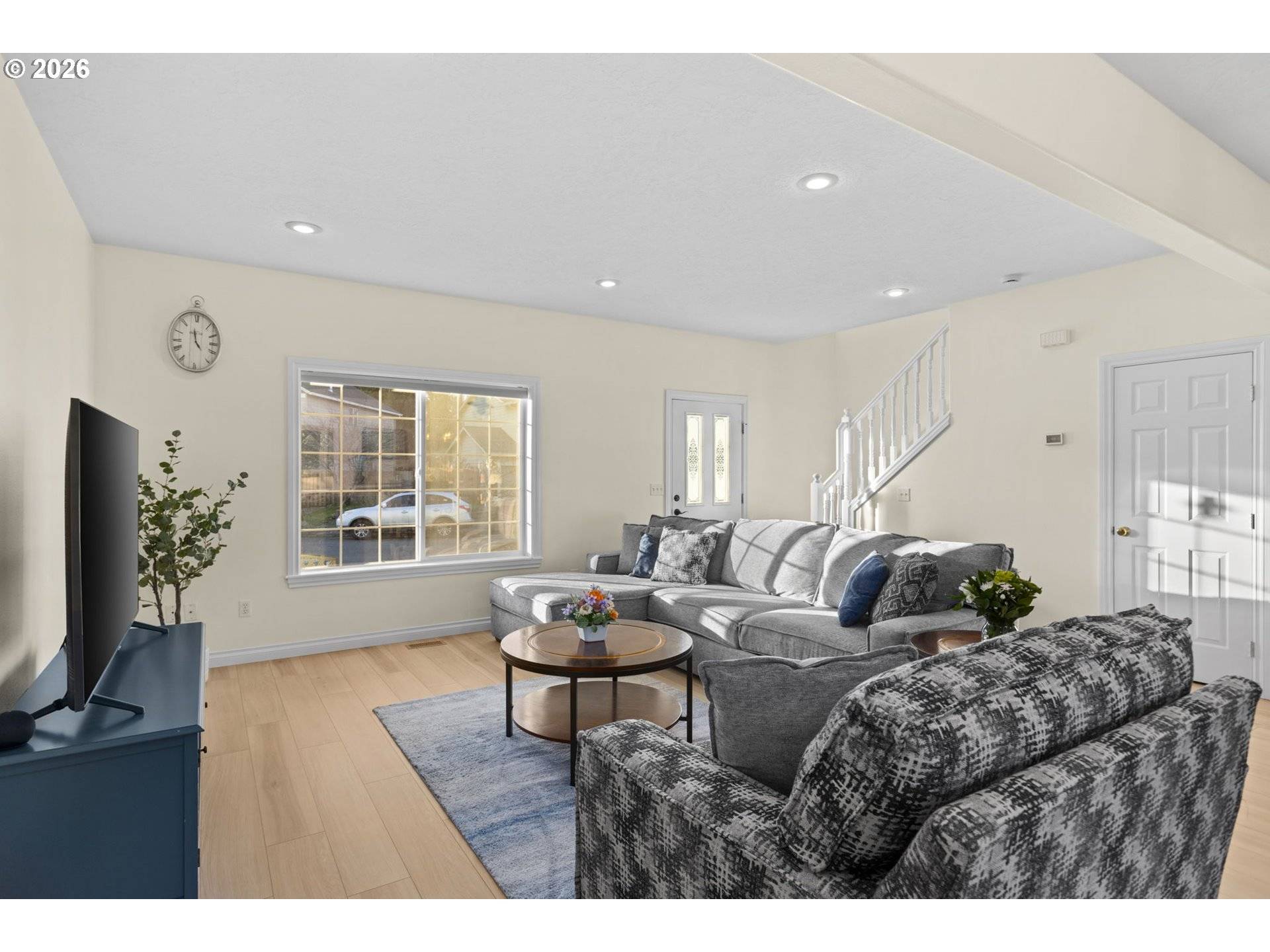 2922 WALNUT CT, Hubbard, OR 97032