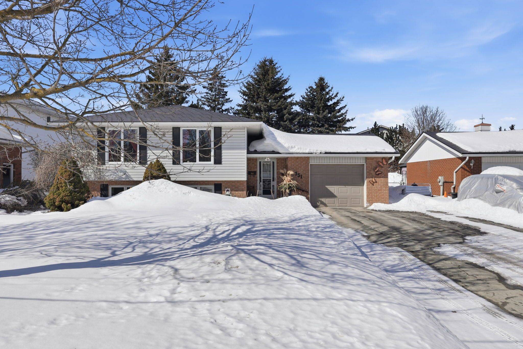331 Sligo RD E, Wellington North, ON N0G 2L2