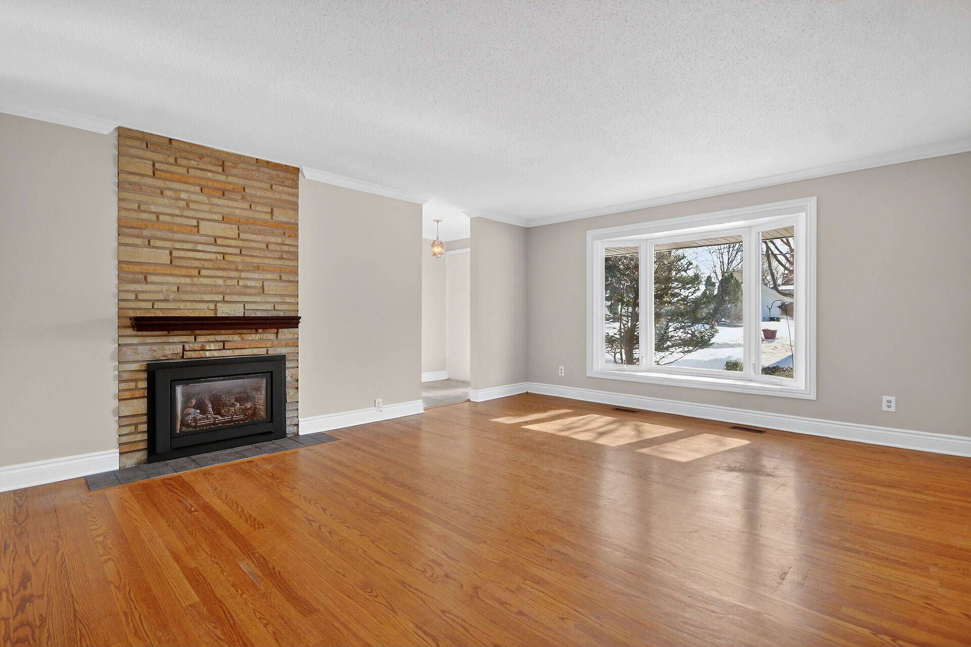 1951 Garfield AVE, Belair Park - Copeland Park And Area, ON K2C 0W7