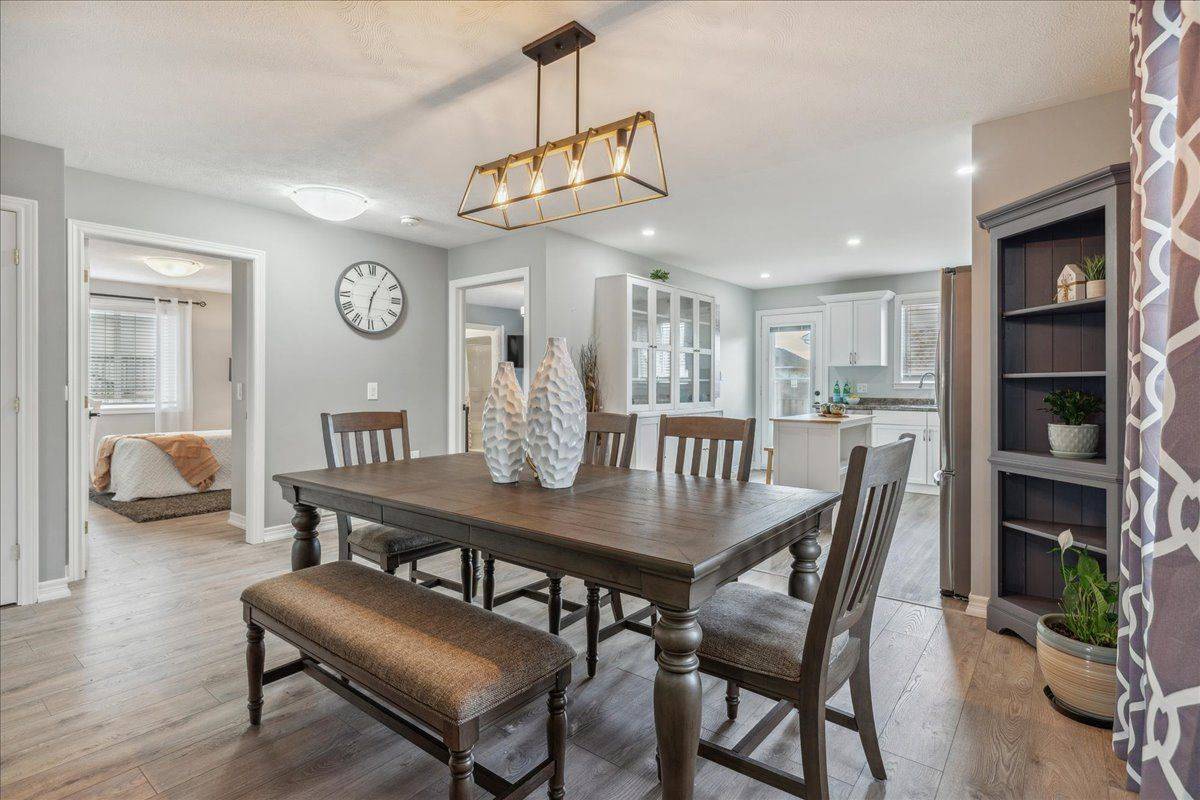 29 Mapleview DR, Haldimand, ON N0A 1H0