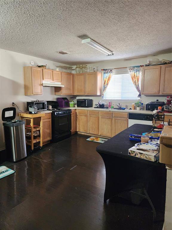 7818 Jubilant Drive, Dallas, TX 75237