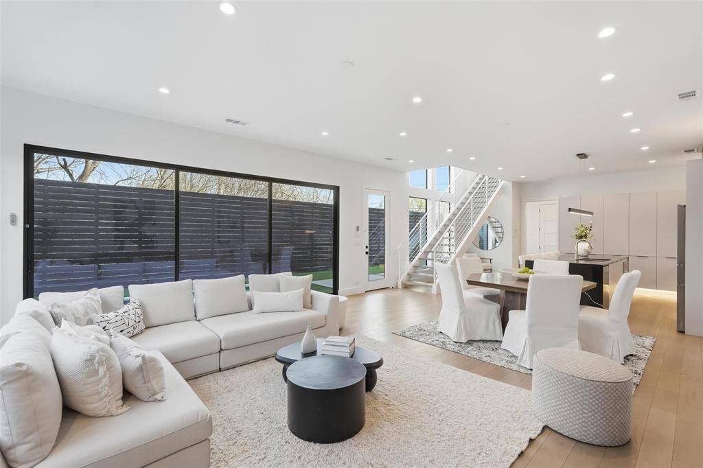 3633 Thedford Avenue, Dallas, TX 75209