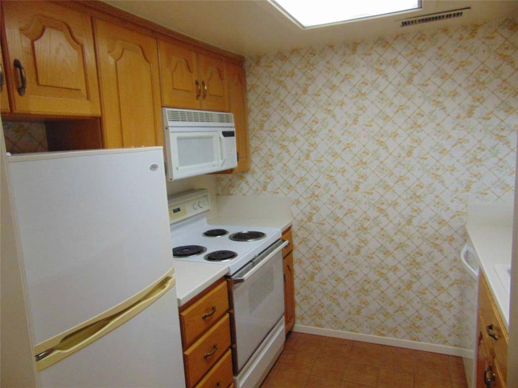 12806 Midway Road #2020, Dallas, TX 75244