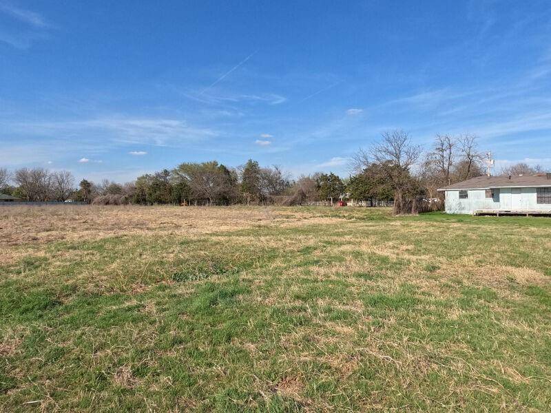 3131 Middlefield Road, Dallas, TX 75253