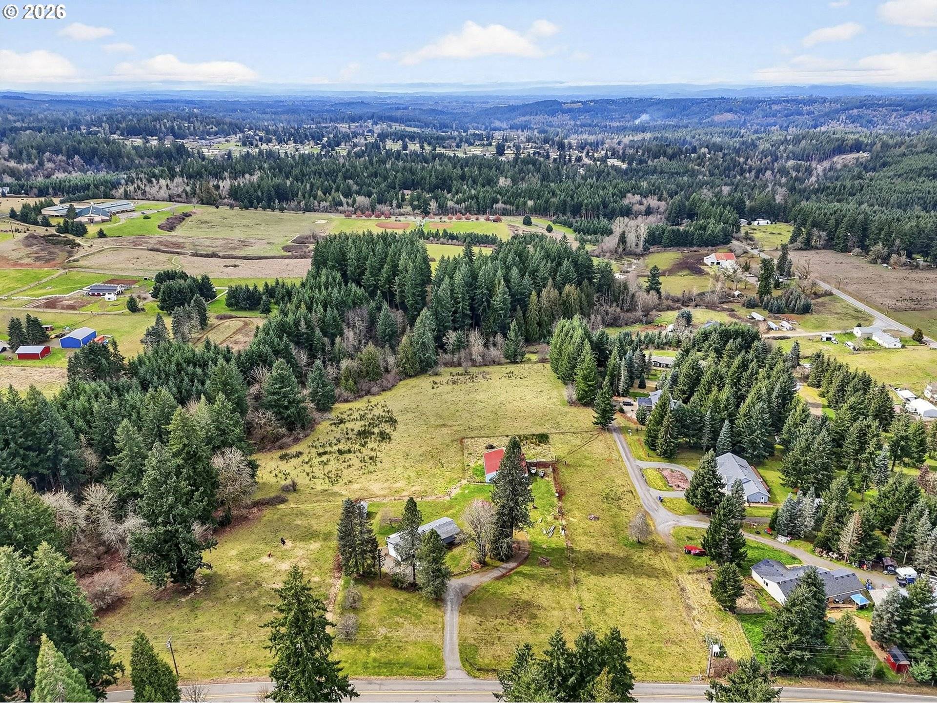 30187 S GRAYS HILL RD, Colton, OR 97017