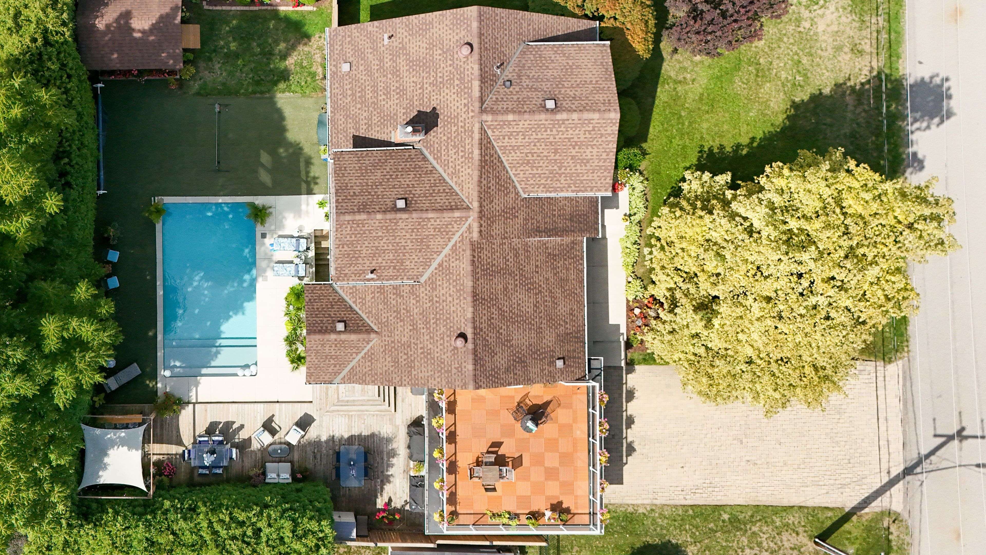 912 Boothman AVE, Burlington, ON L7T 1P4