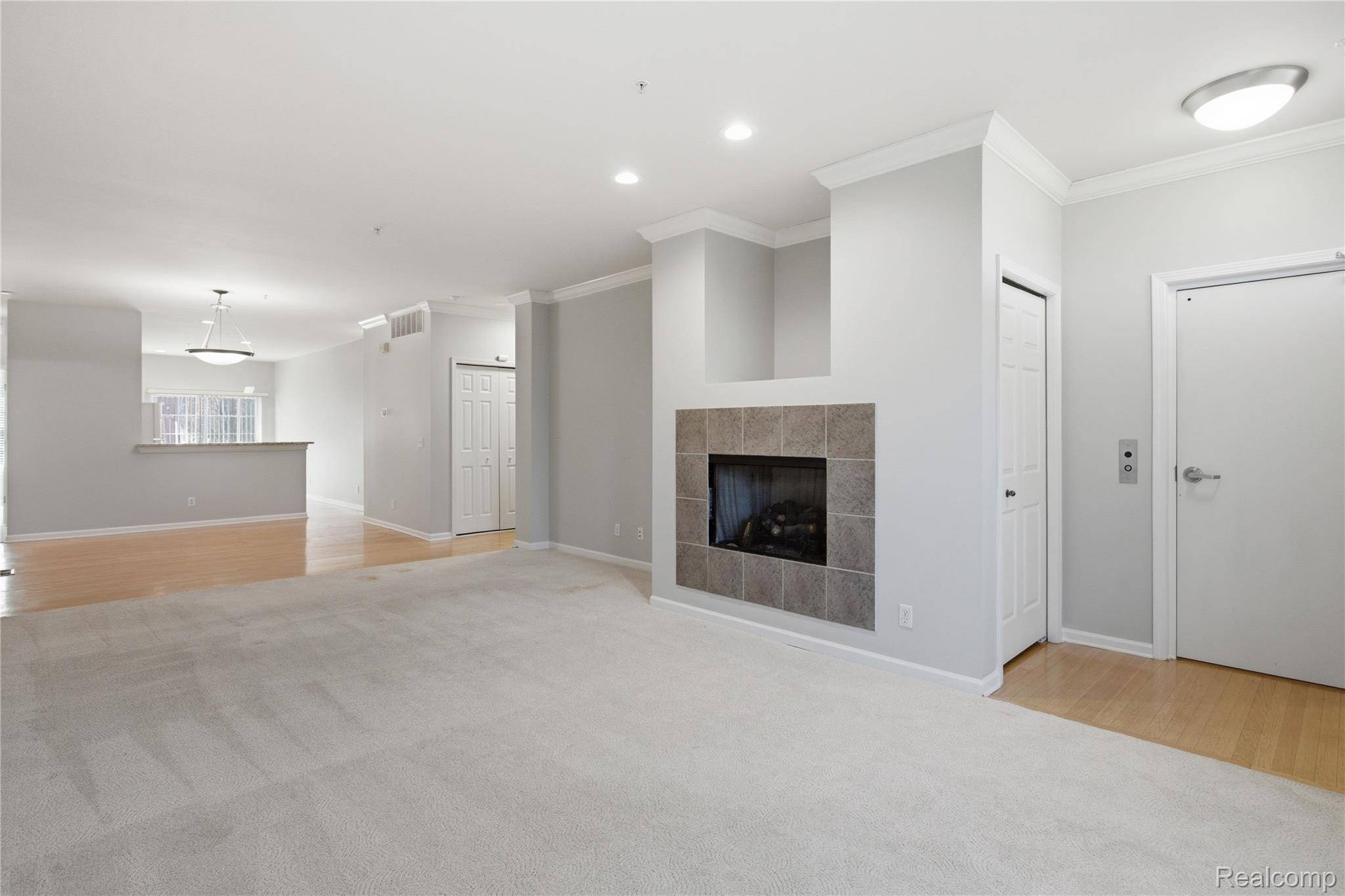 1468 Devon LN, Troy, MI 48084