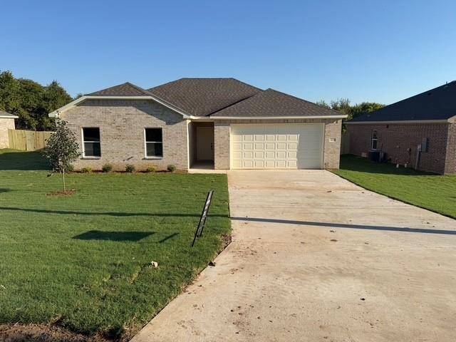 311 Garland Road, Bells, TX 75414