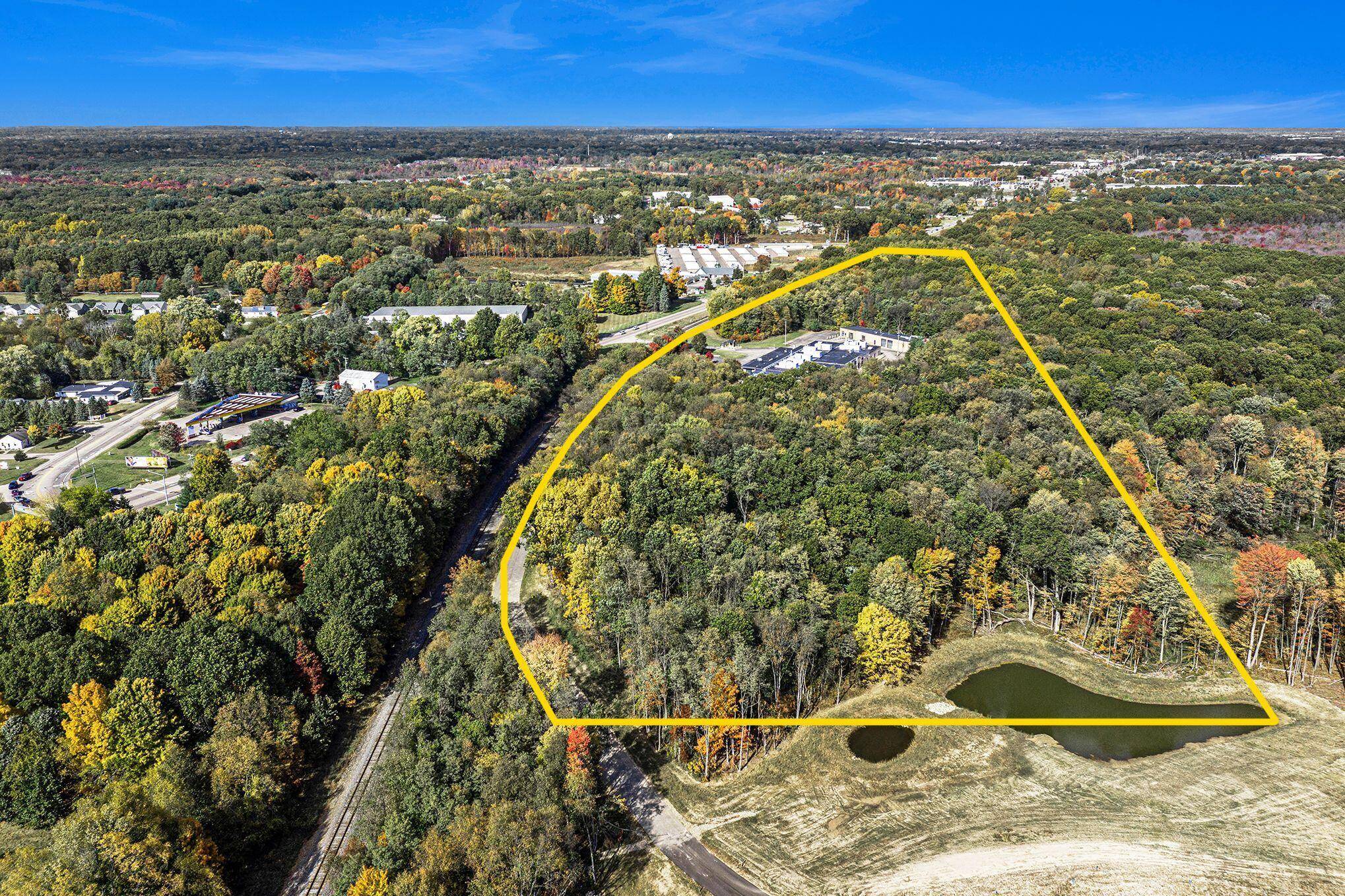 9801 Shaver RD, Portage City, MI 49024