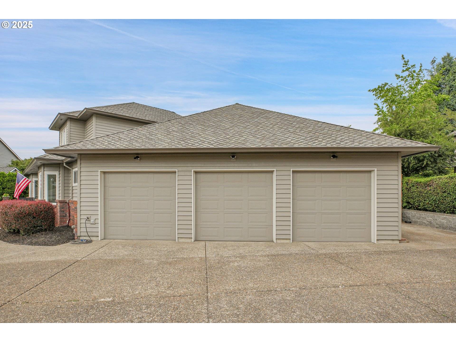 620 BARBARY CT, Gladstone, OR 97027