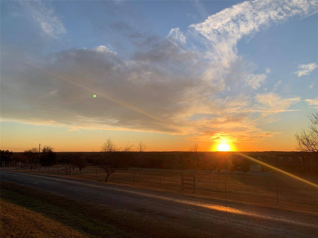 002 Stone Marshall Road, Van Alstyne, TX 75495