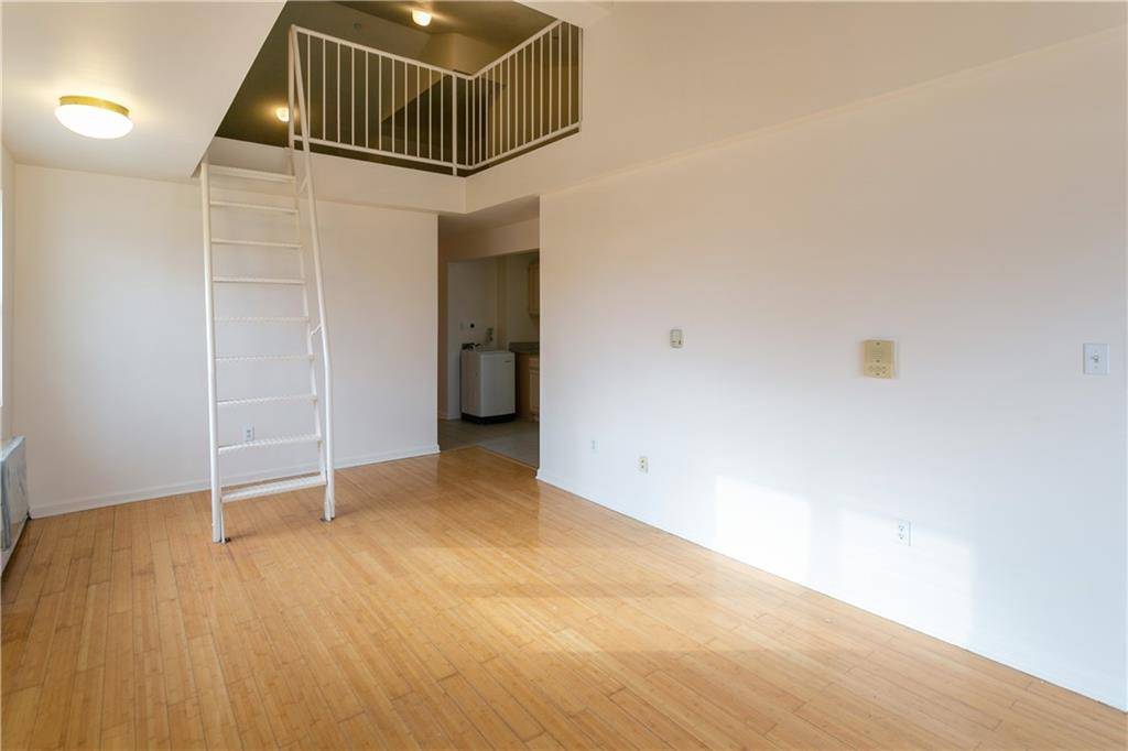 2546 Stillwell AVE #3B, Brooklyn, NY 11223
