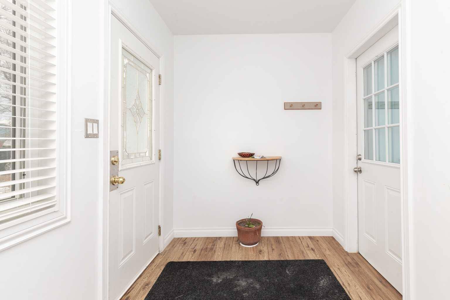 233 Queens ST, Barons, AB T0L 0G0